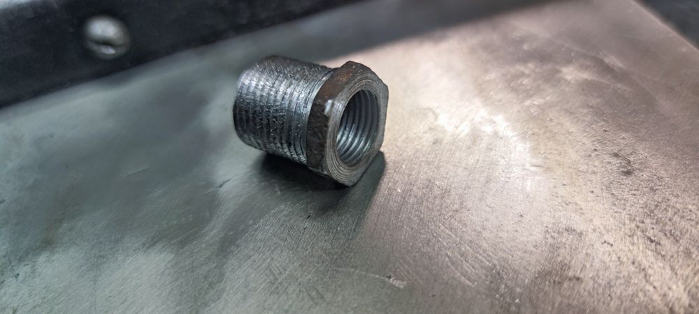 Токарь. Токарные работы, фрезерные работы. Проточка и расточка.