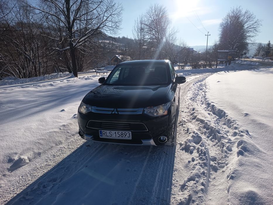 Mitsubishi Outlander III