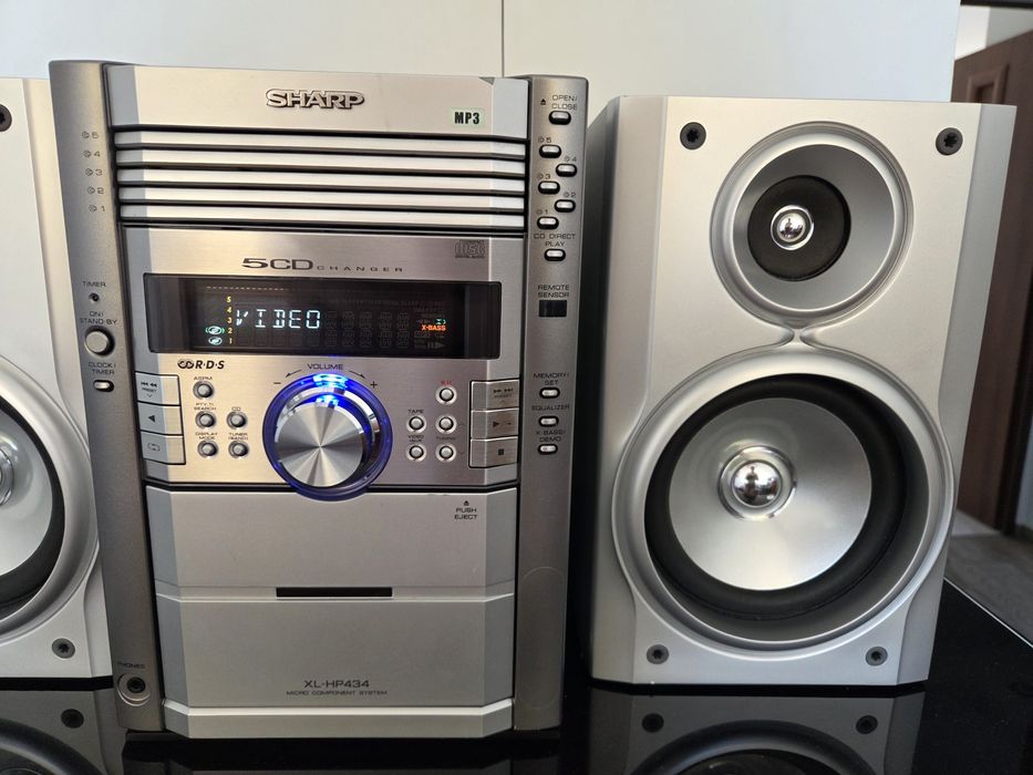 Mini wieża Sharp XL HP434 kolumny i pilot