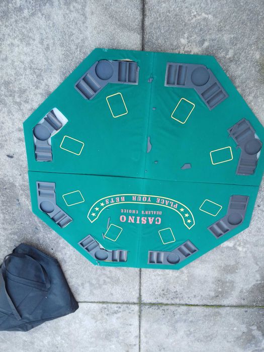 mesa de jogo cor verde