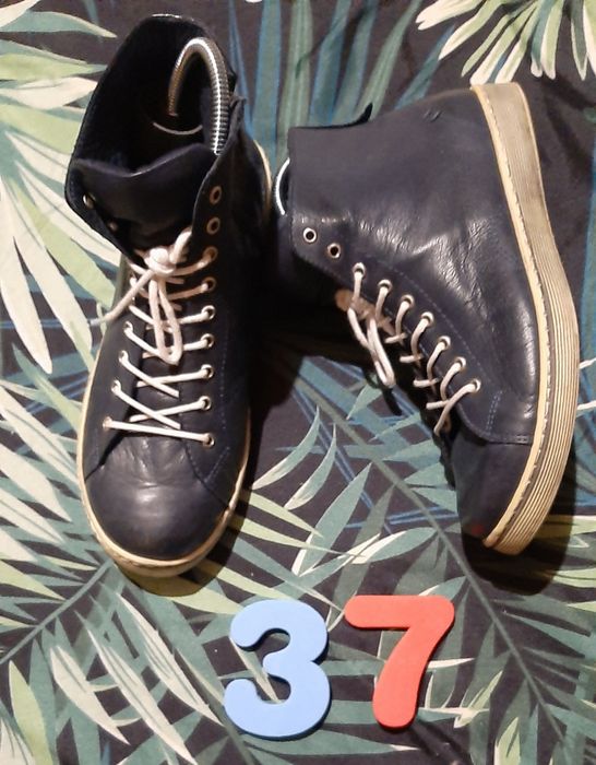 Buty wysokie skórzane roz. 37