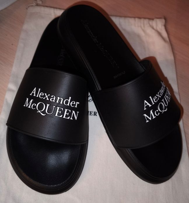 Шлёпанцы Alexander McQueen