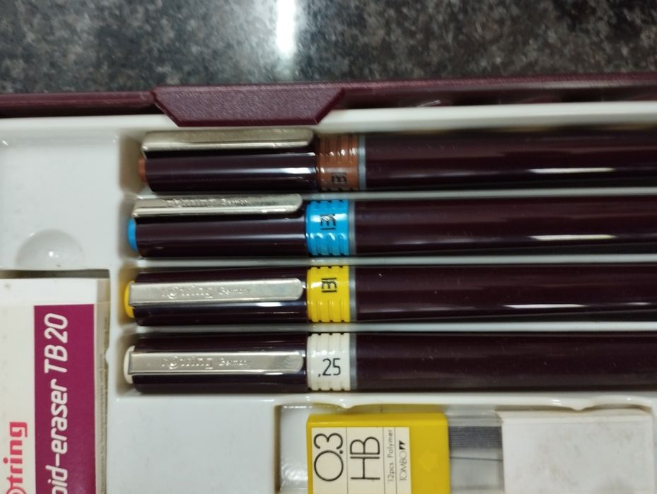 Estojo de canetas Rotring