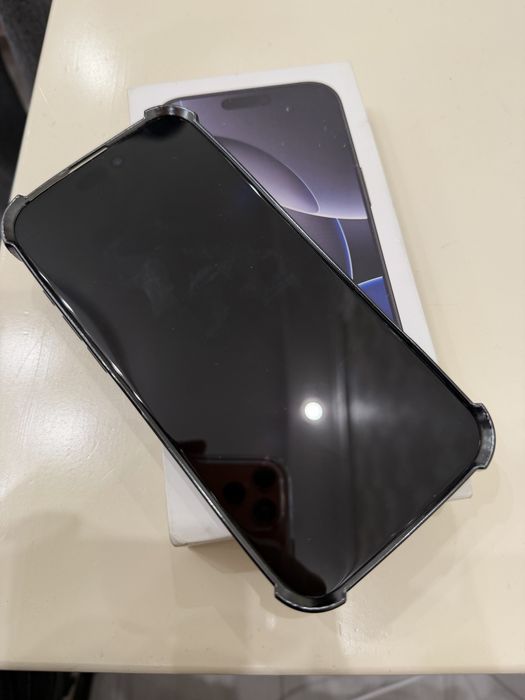 Айфон 16 pro max 512 gb батарея 100%