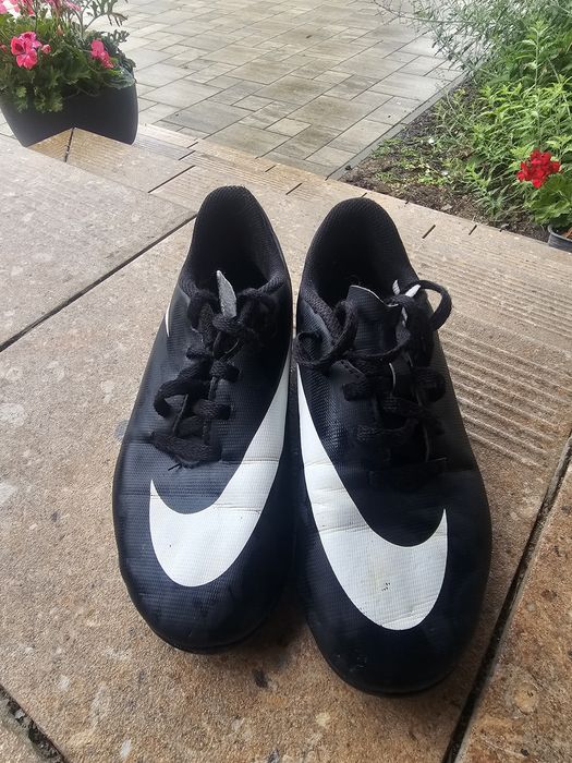 Korki sportowe rozm. 31,5 Nike