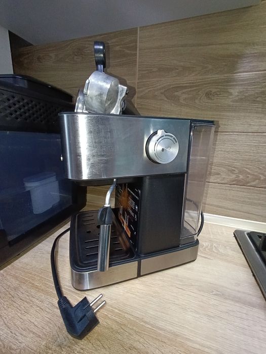 Продам кавомашинку