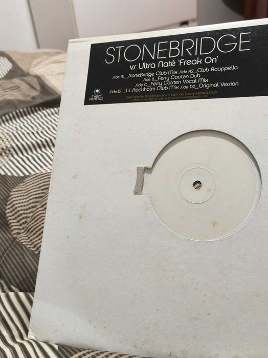 StoneBridge vs. Ultra Naté – Freak On   Duplo lp