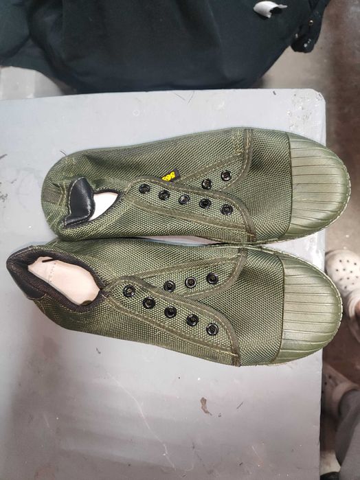 Продам літнє взуття
