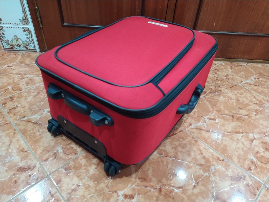 Mala malas de porão até 23 kg viagem casa quarto apartamento vivenda escritório gabinete carro cozinha.