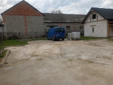 Dom na sprzedaż.
