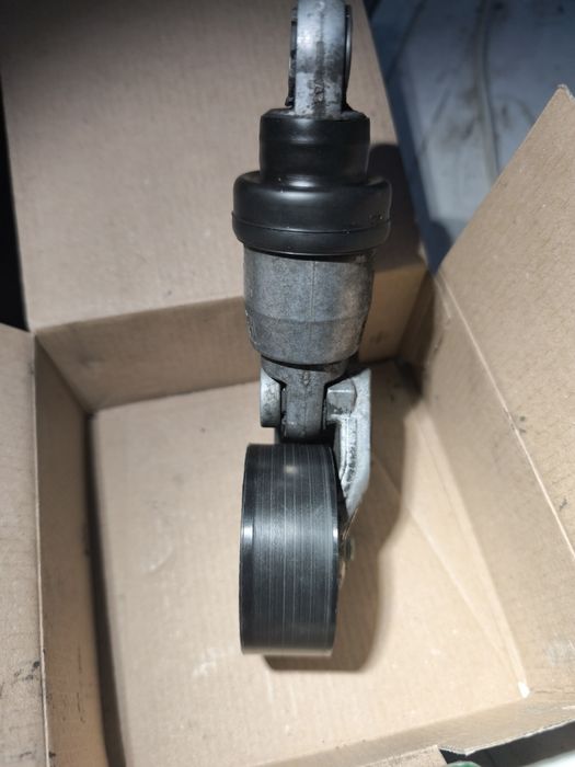 Механизм натяжения ремня генератора СХ-5,2015,2.5 бензин