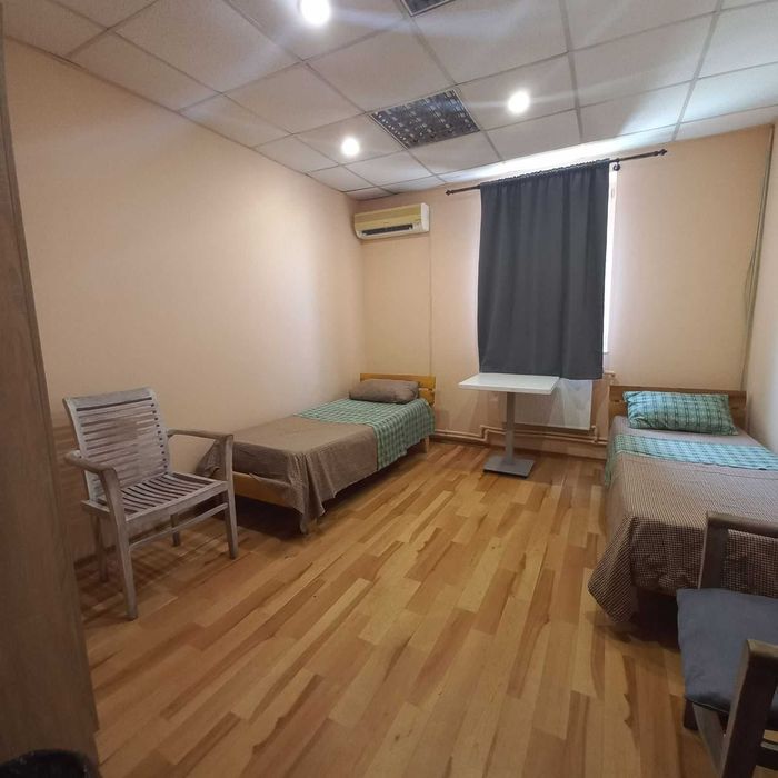 Хостел Двомісний номер доба 400 грн