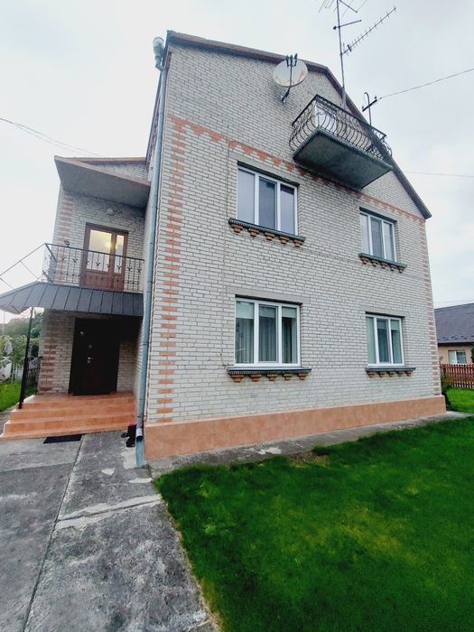 Здам в оренду частину будинку.