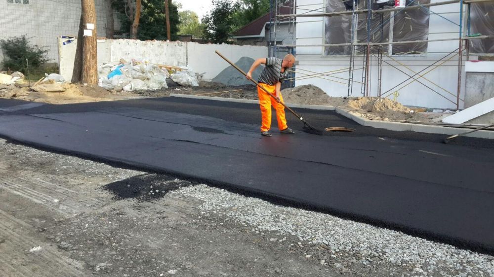 Асфальтування. Обухів / Асфальтирование