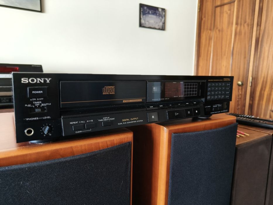 Leitor de CD Sony CDP-222ESD