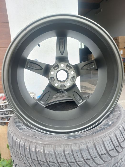 Диски r18 5×112 et30 8j Audi Skoda Vw