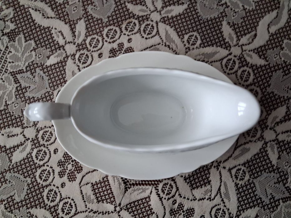 Waza o poj. 2,7 litra oraz sosjerka z podstawką ĆMIELÓW ROCOCO MARIA