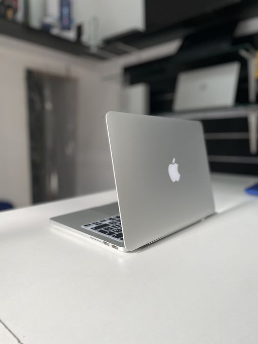 MacBook Pro Retina 13" (Early 2013) – 256GB SSD, 8GB RAM, Caixa e Carregador Original