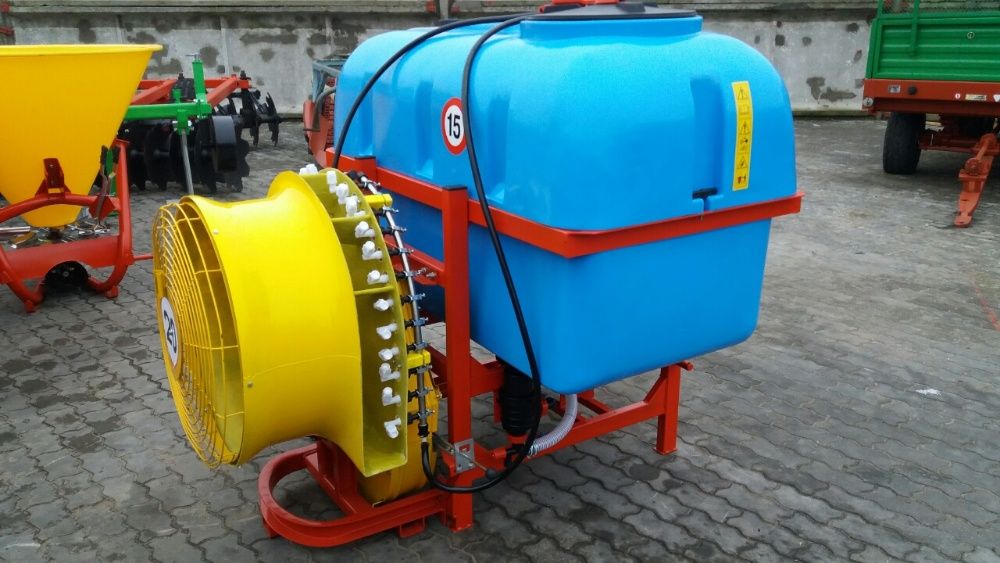 Опрыскиватель навесной садовый вентиляторный 200 - 800 л оприскувач