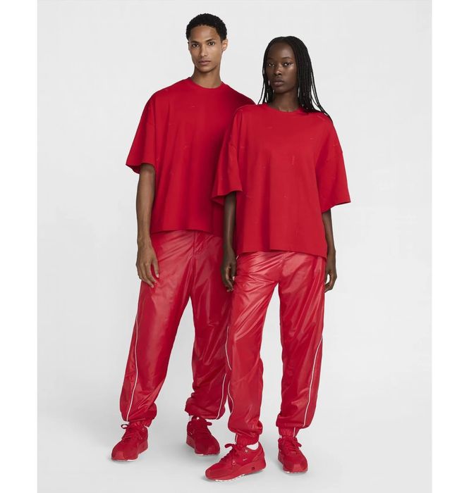 Футболка унисекс Nike X Jacquemus Short-Sleeve T-Shirt Red оригінал HF7111-611