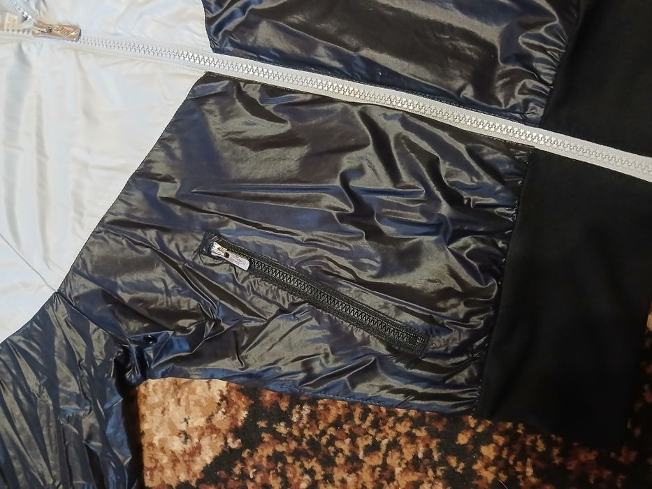 Спортивна кофта жіноча