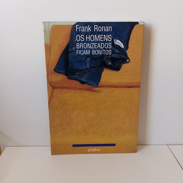 Os Homens Bronzeados Ficam Bonitos - Frank Ronan