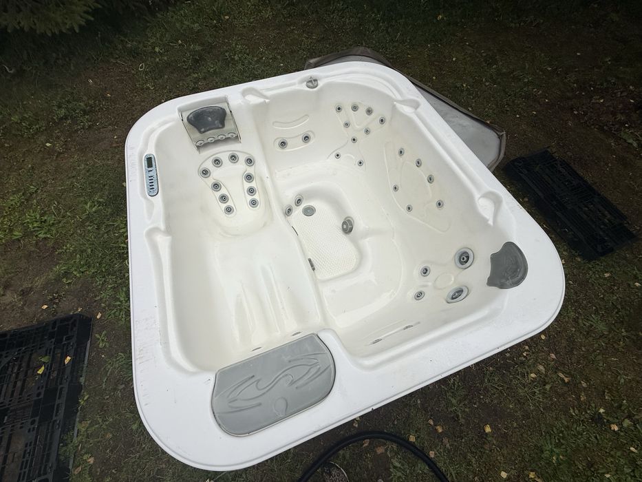 Jacuzzi sprawne dostawa caly kraj
