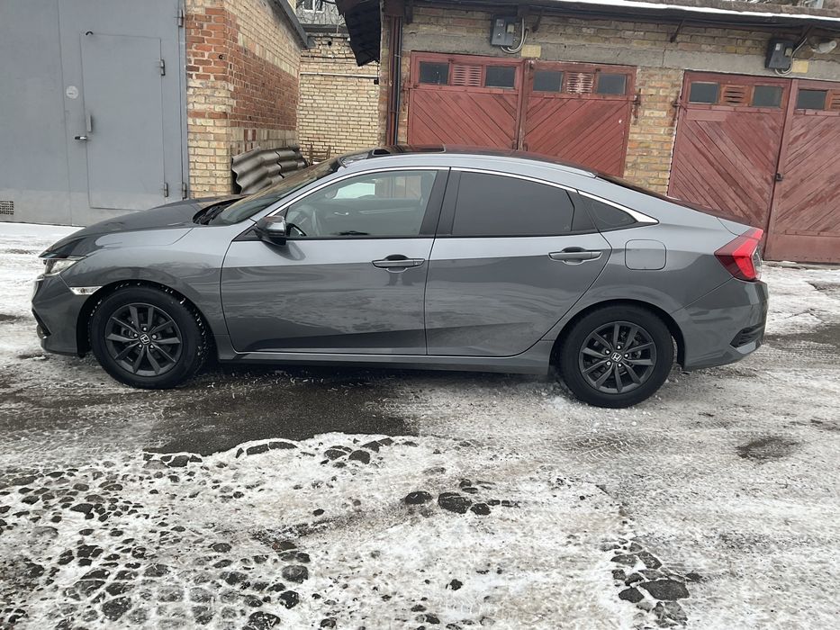 Продам Honda Civik 10 покоління - 1.6 L  i -VTEC MT 125 к с