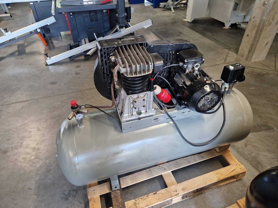 Kompresor, Sprężarka tłokowa ABAC 200l,kompresor Italy
