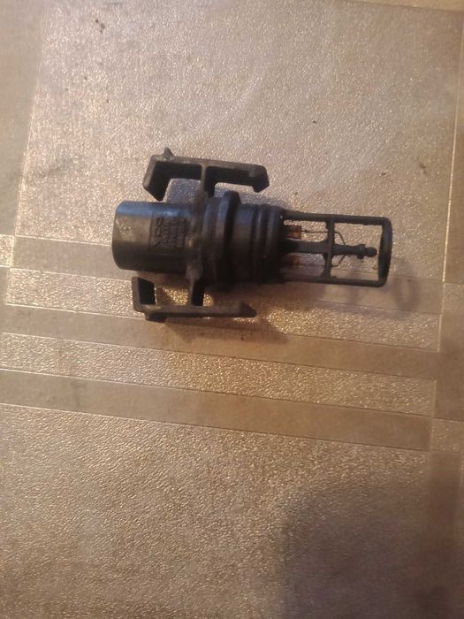 Датчик температуры впускаемого воздуха Mercedes C-class 2.2cdi