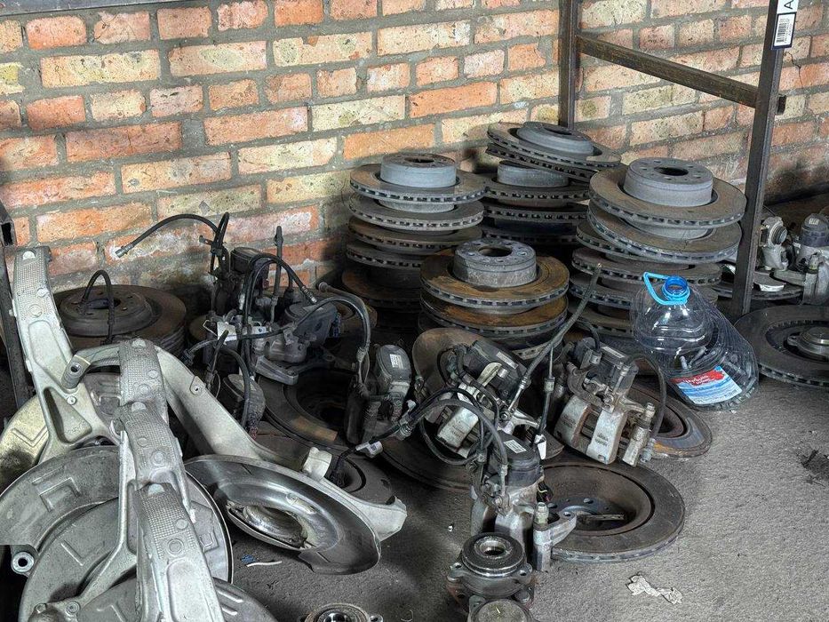 Піввісь Tesla MoDEL 3