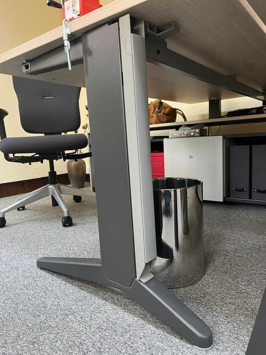 Secretária com Armário Steelcase