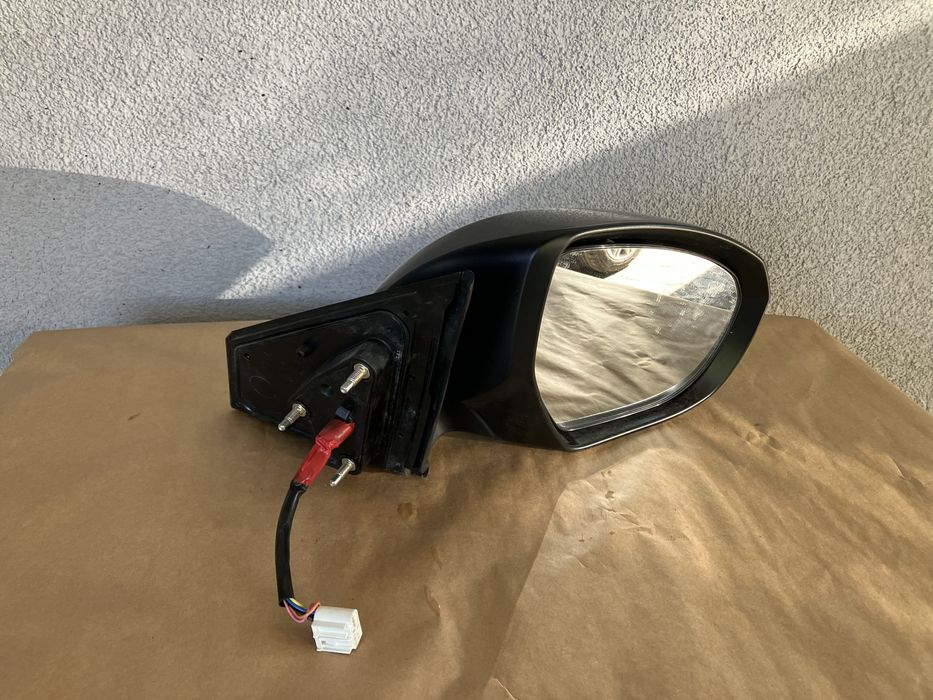 Suzuki Kizashi lusterko prawe 7 pin europa