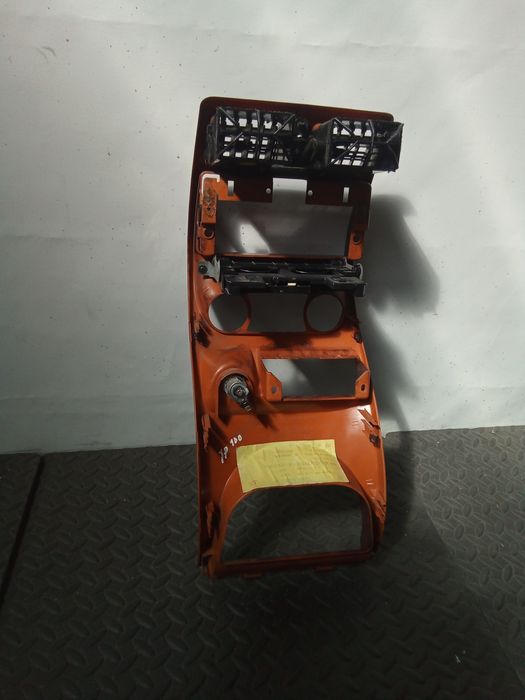 Consola central Nissan Terrano 2