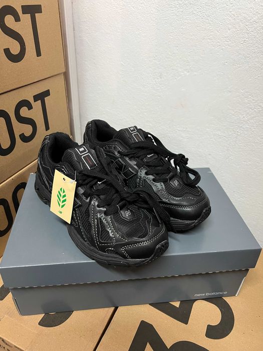 Білі та чорні (36-45) New Balance 1906D Protection Pack