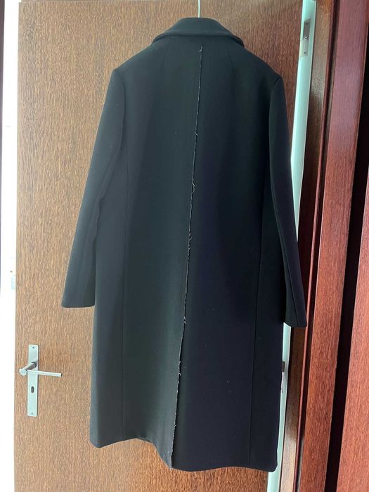 Casaco Asos Comprido Preto com Forro Contrastante