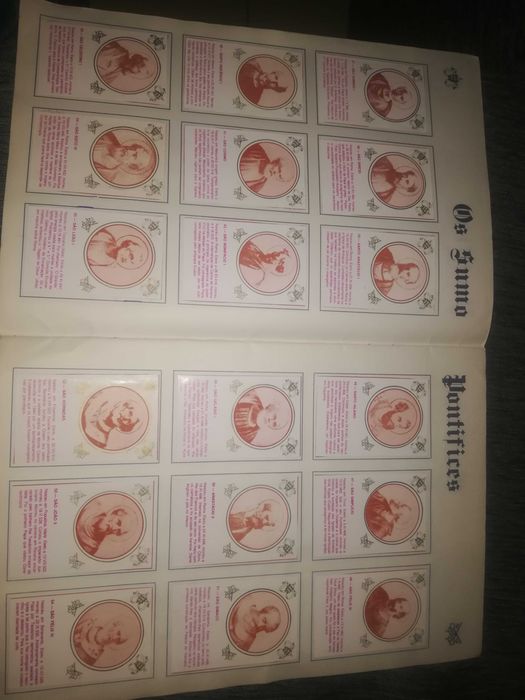 Caderneta Os Sumo Pontífices