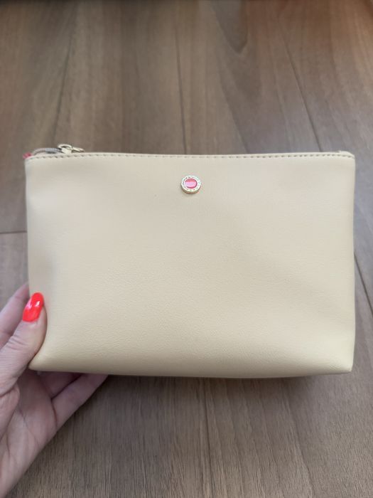 Bvlgari, orginalnie zamknieta kosmetyczka