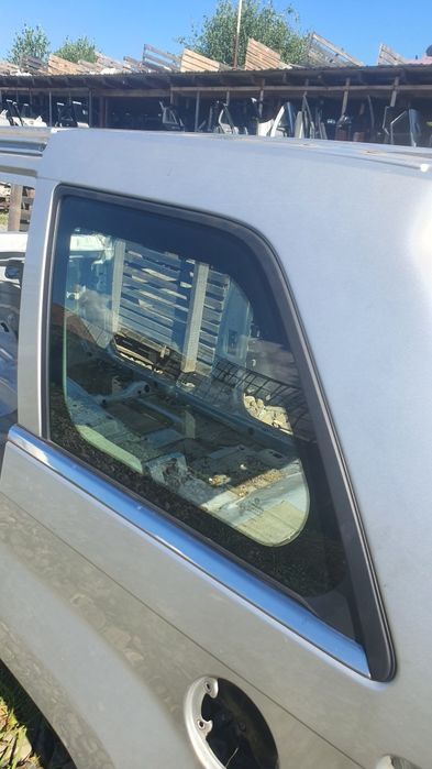 Форточка задня ліва Jeep grand cherokee 2005-2010