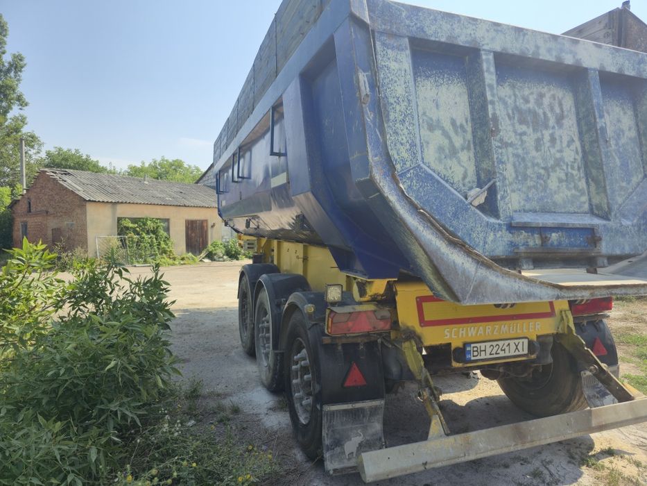 Schwarzmuller HKS 2004 напівпричіп