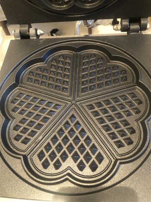 Вафельниця професійна EWT INOX FY5