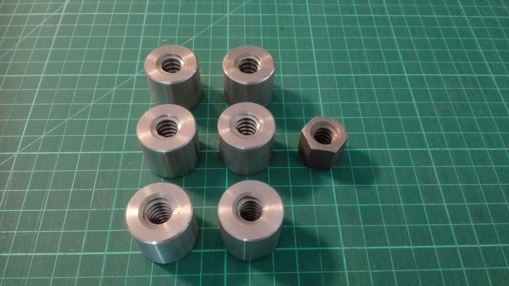 CNC Nakrętka trapezowa 12x3 - nakrętki stalowe cena za pakiet 7szt