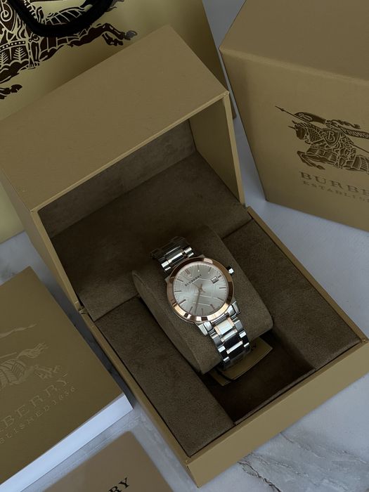 Годинник Burberry bu9105