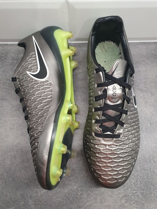 Profesjonalne Elite korki Nike Magista Opus FG 42