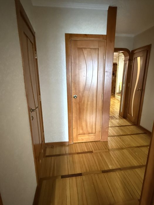 Продаж 4х кімнатної квартири