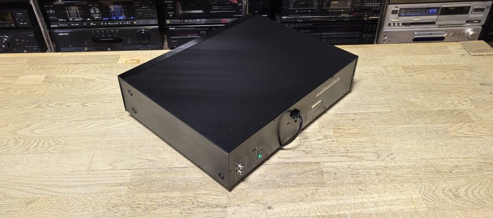 CD програвач Kenwood DP-M4010