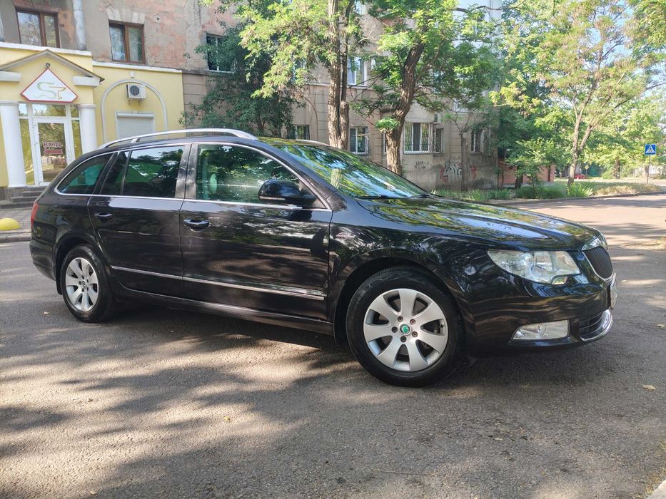 продаю  skoda superb в максимальній комплектації