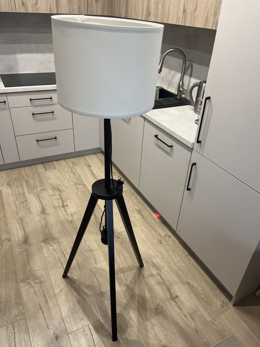 Lampa stojąca Ikea lauters