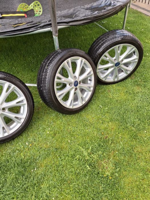 Opony + felgi aluminiowe + czujniki Ford 205/45 R17