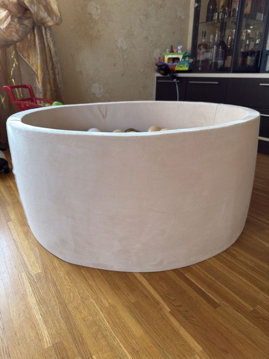 Дитячий сухий басейн з кульками на 200 шт